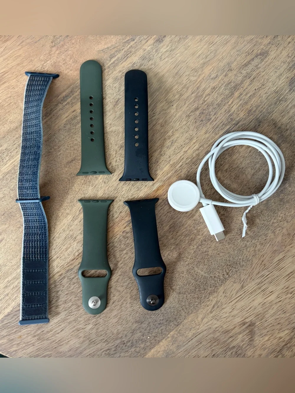 Apple Watch Bands Apple Brand (41mm) with Apple Watch Charger